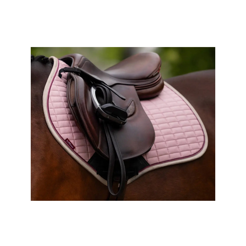 Tapis de selle Suede Close Contact Square LeMieux