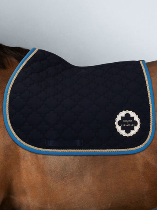 Tapis de selle Lhouis CSO VersaillesXHarcour Tapis de selle Lhouis CSO VersaillesXHarcour