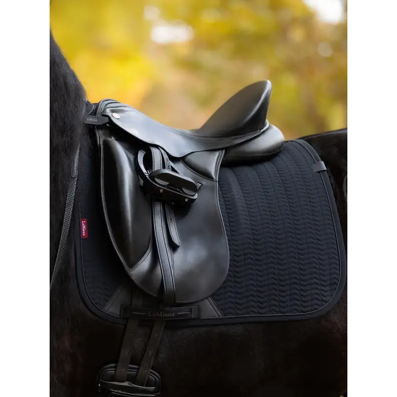 Tapis Square Dressage Essence LeMieux