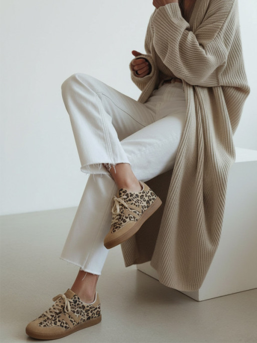 Baskets CL100 beige FW26 femme Cl11 Sneakers