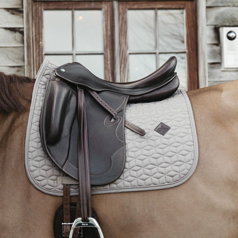 Tapis de selle Basique dressage Kentucky 2