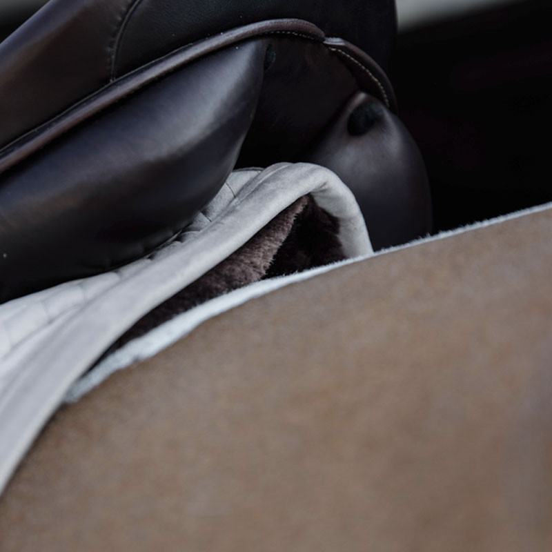 Tapis de selle Skin-friendly Dresssage Velvet